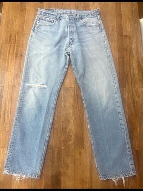 Perfectly faded Vintage Levi’s 501 Jeans